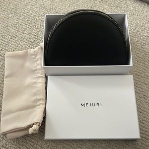 Mejuri Black Leather Jewelry Case